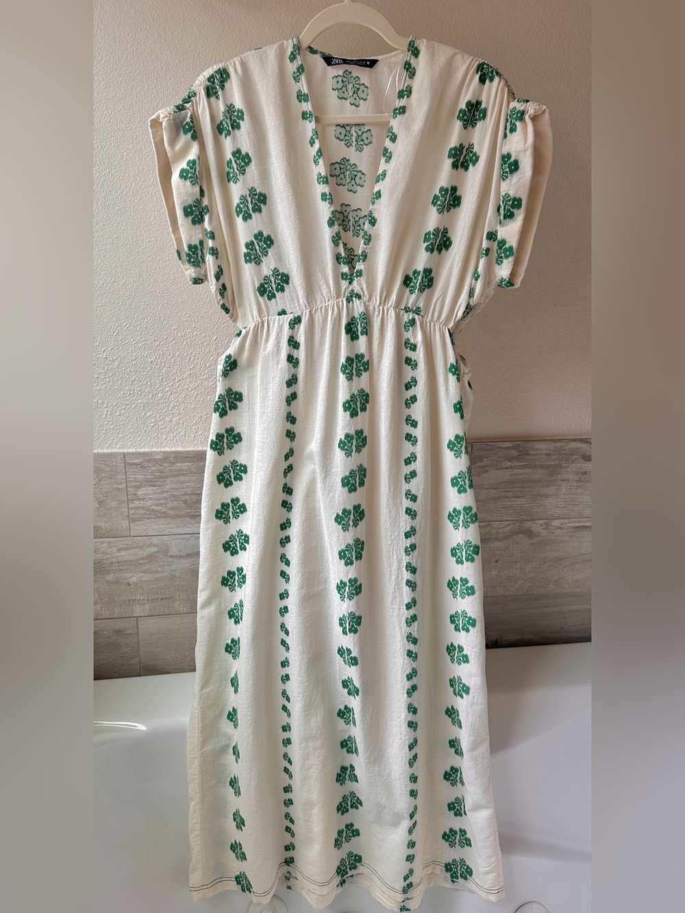 Like New! Zara Maxi Dress with Waist Cutouts - Cream with Green Floral - Sz M